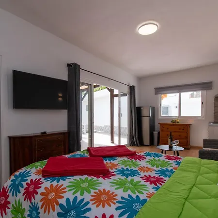 La Florida Tranquil 3 Bedroom Villa Arona (Tenerife)