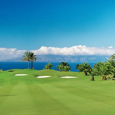 La Florida Tranquil 3 Bedroom