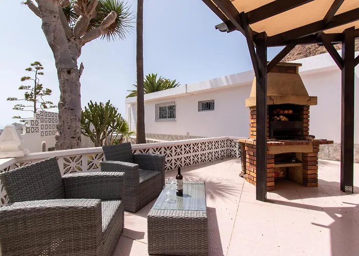 La Florida Tranquil 3 Bedroom Villa Arona