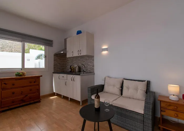 La Florida Tranquil 3 Bedroom *