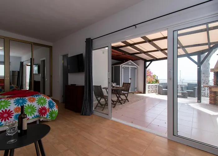 La Florida Tranquil 3 Bedroom