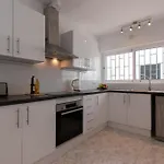 فيلة La Florida Tranquil 3 Bedroom